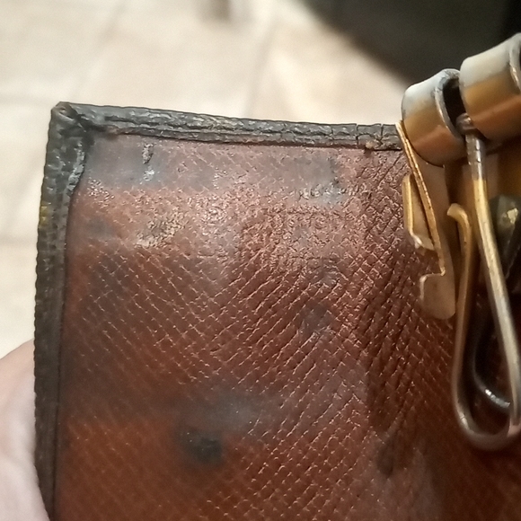 Louis Vuitton Key Holder Four Monogram Vintage - Picture 4 of 13